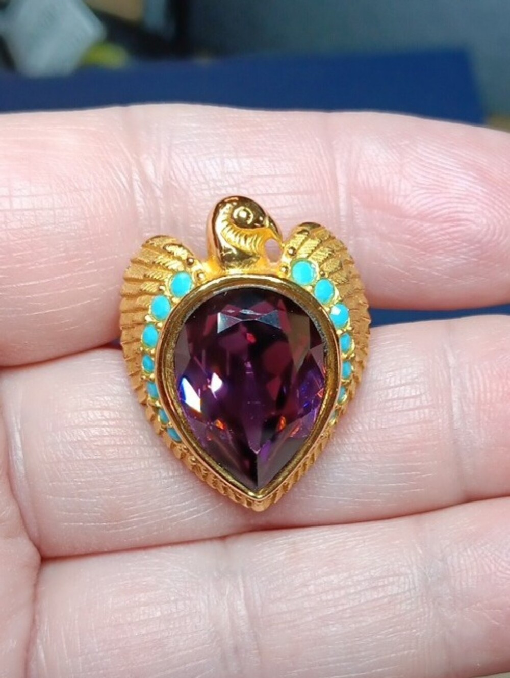 Elizabeth Taylor Avon Egyptian Falcon Ring - Picture 11 of 14